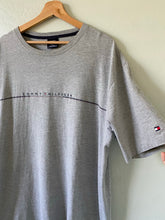 Load image into Gallery viewer, Vintage Tommy Hilfiger Tee
