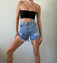 Load image into Gallery viewer, Waist 24 Vintage High Waisted Lee Shorts
