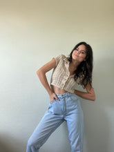 Load image into Gallery viewer, Waist 29 Vintage High Waisted jeans
