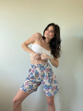 Load image into Gallery viewer, Waist 26 Vintage High Waisted Shorts

