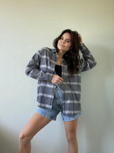 Load image into Gallery viewer, Vintage Plaid Button Up
