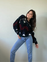Load image into Gallery viewer, Vintage Multicolored Sweater
