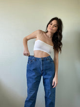 Load image into Gallery viewer, Waist 31 Vintage High Waisted Jeans

